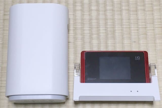 WiMAX HOME 01実物とWX05の側面デザイン比較